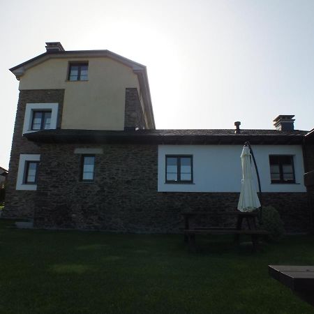 Apartamentos Puerta Del Castro Coana Exterior photo
